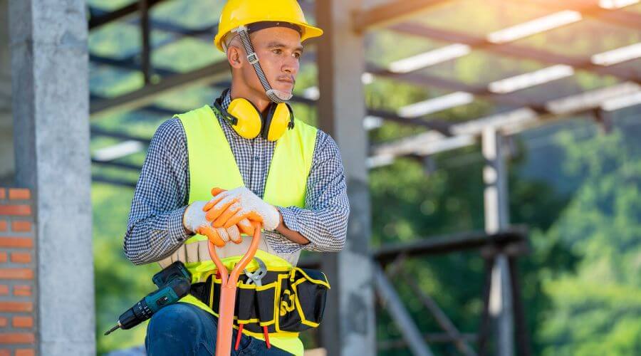 Professional gutter cleaning in Woodston, KS
